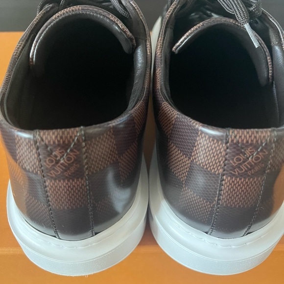 Authentic Mens Louis Vuttion Beverly Hills Sneakers Size LV 8 (US 9) - Picture 5 of 7